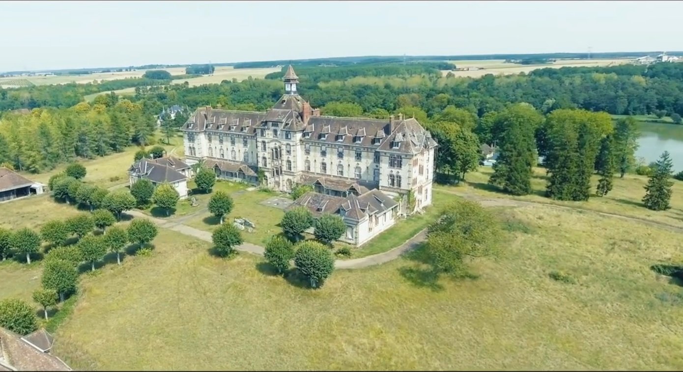 RESIDENCE DE L'HORLOGE DOREE